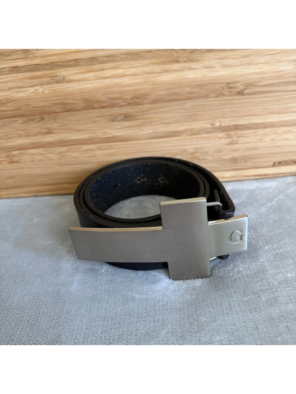 Vintage GUESS Black Genuine Leather Belt Brushed Silver G Cross Buckle Sz 32